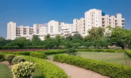 Indraprastha Apollo Hospital